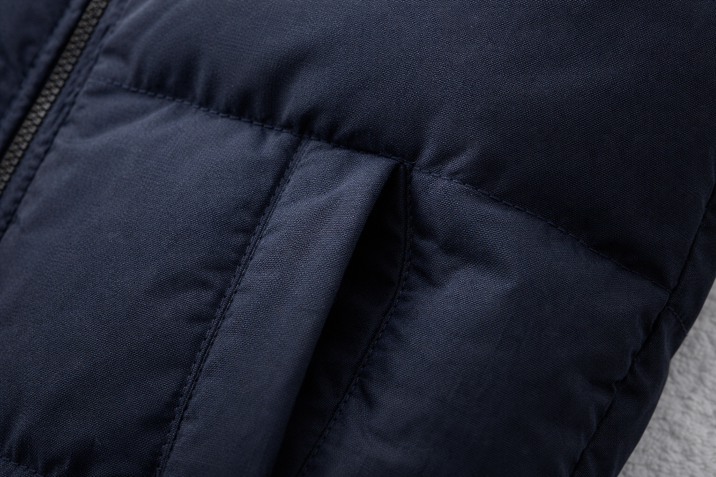 Men's Navy Puffy Vest